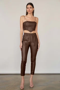 Lyra Crop